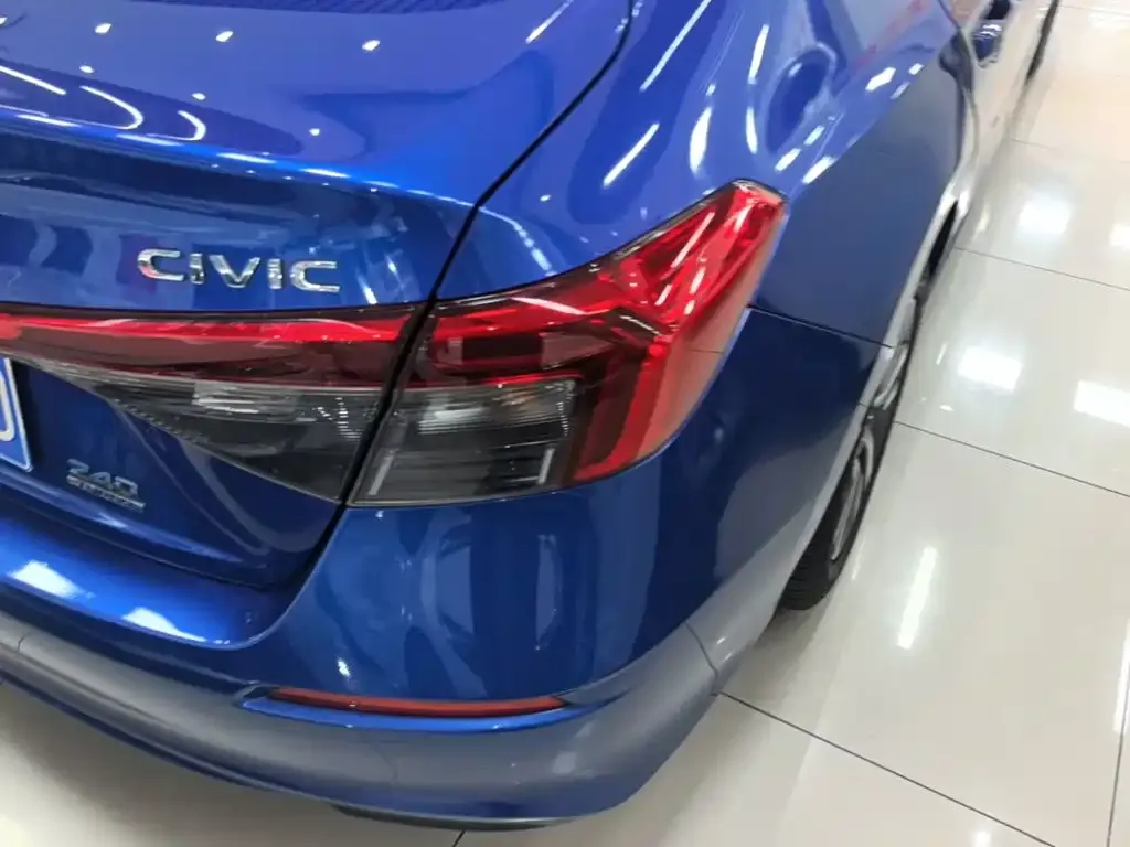Honda Civic — фото 3
