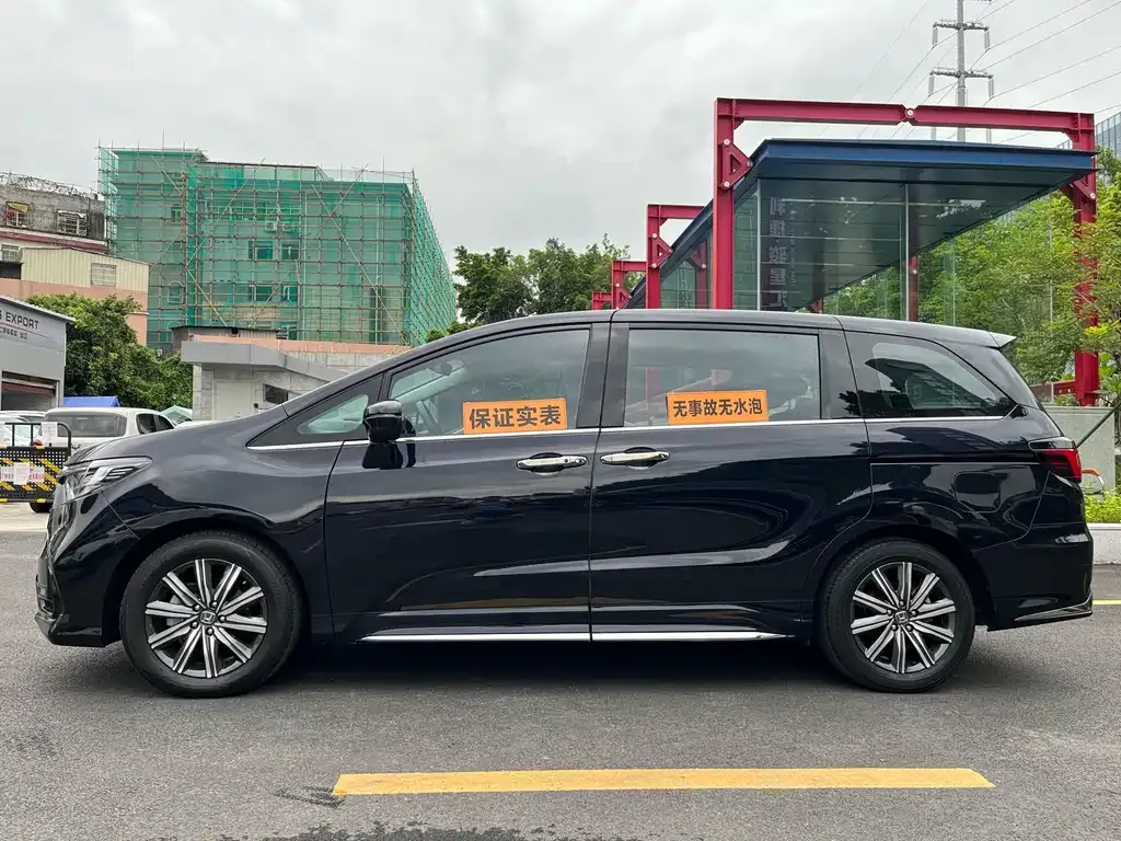 Honda Odyssey — фото 10