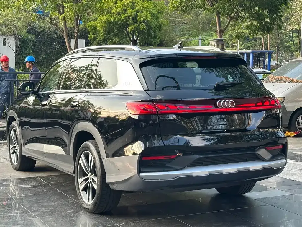 Audi Q6 — фото 7