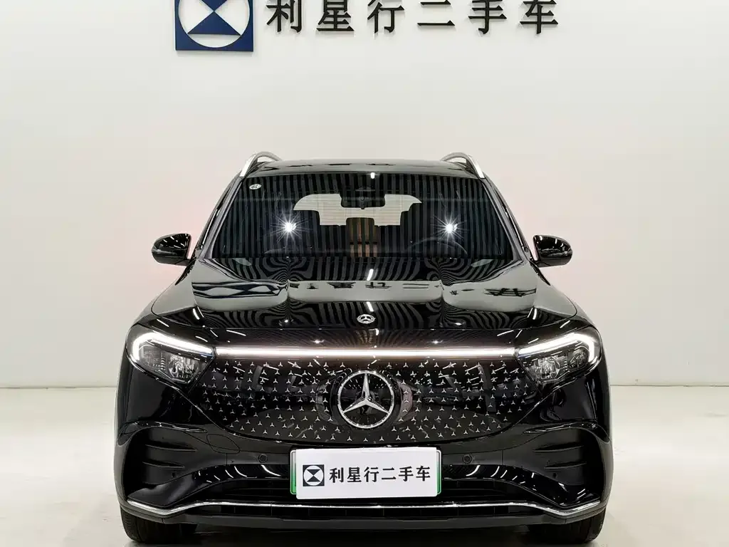 Mercedes-Benz EQB — фото 10