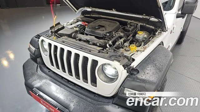 Jeep Wrangler — фото 7
