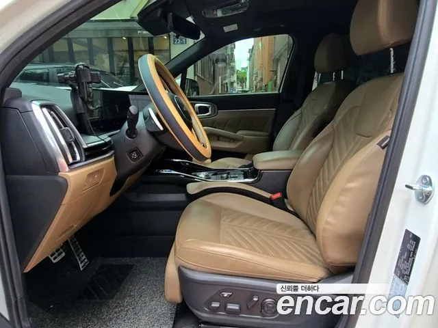 Kia Sorento — фото 8