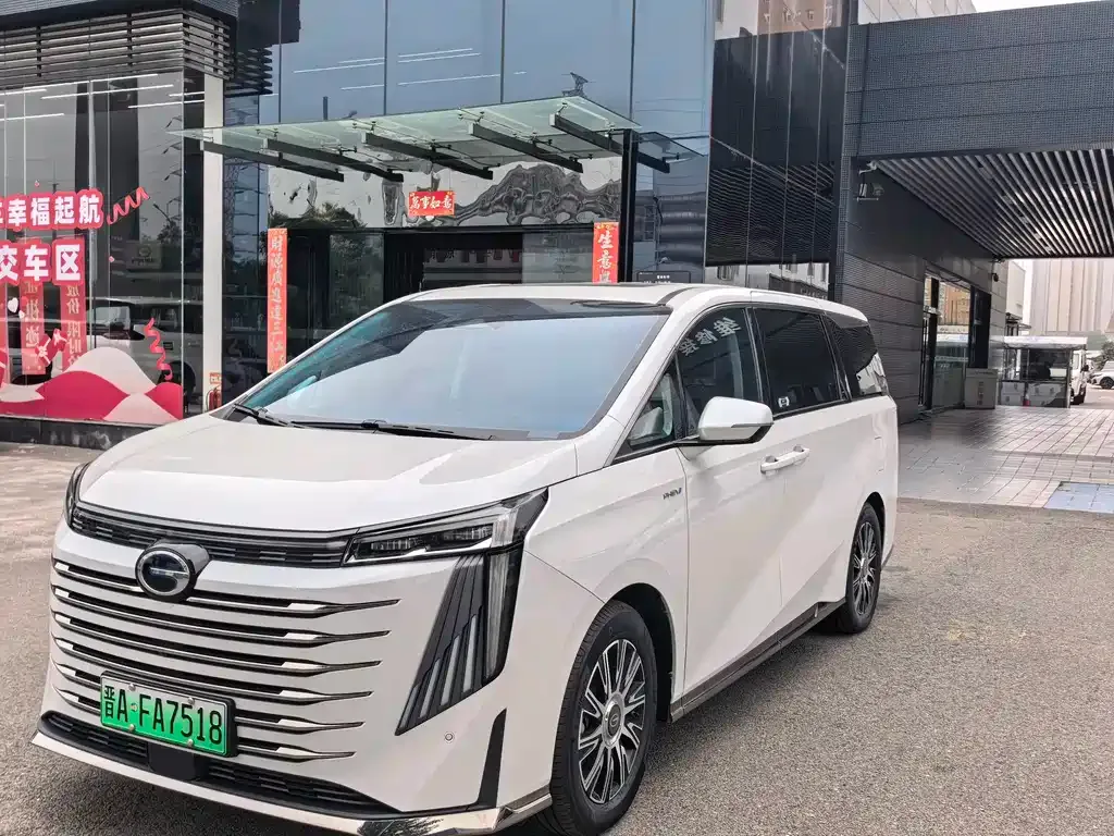 GAC Motor Trumpchi E9 — фото 1
