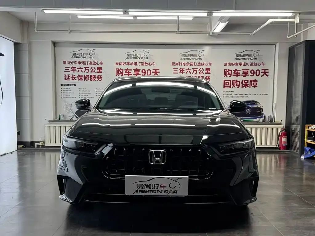Honda Inspire — фото 6