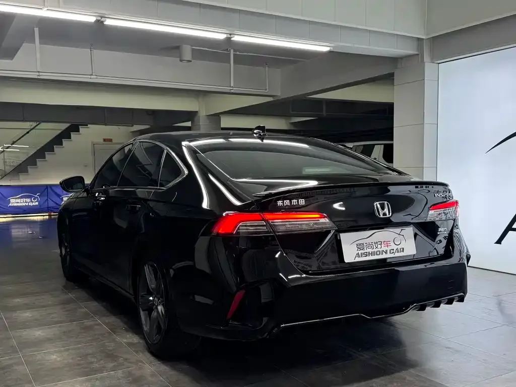 Honda Inspire — фото 8