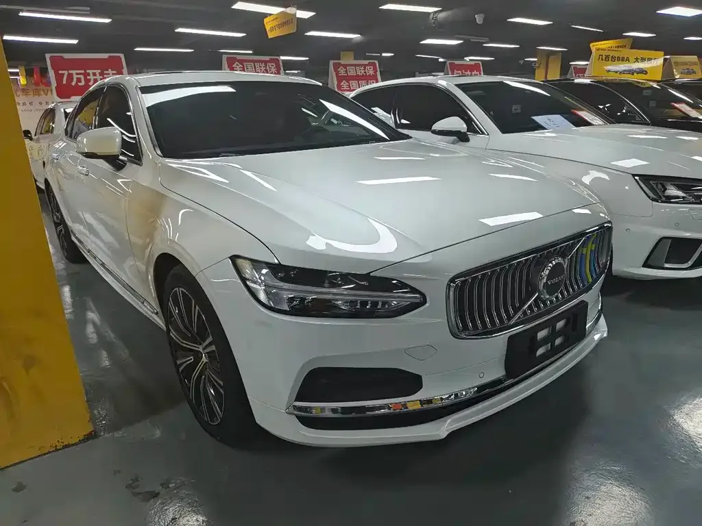Volvo S90 — фото 5