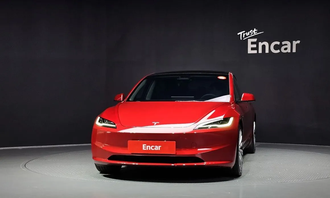 Tesla Model 3 — фото 5