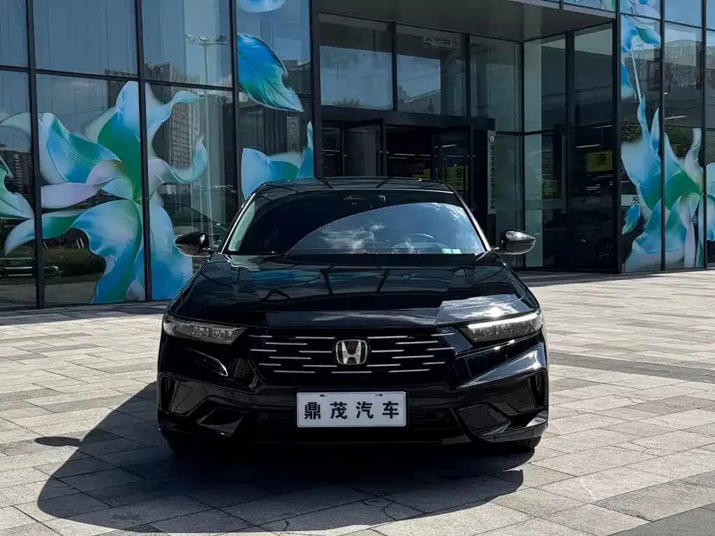 Honda Accord — фото 3
