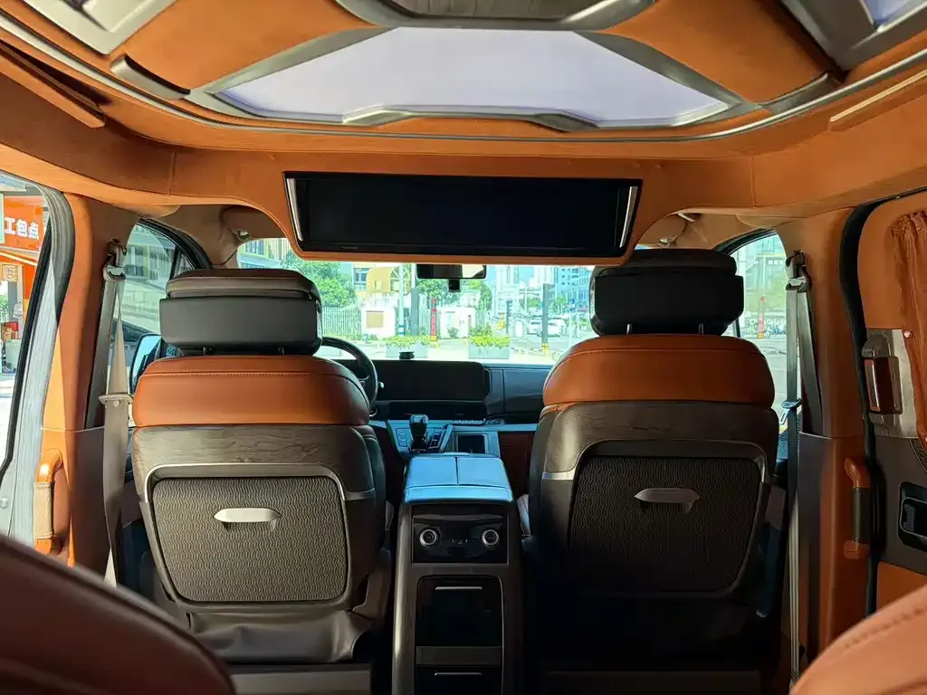 Ford Tourneo — фото 5
