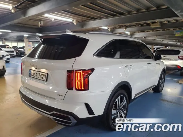 Kia Sorento — фото 4