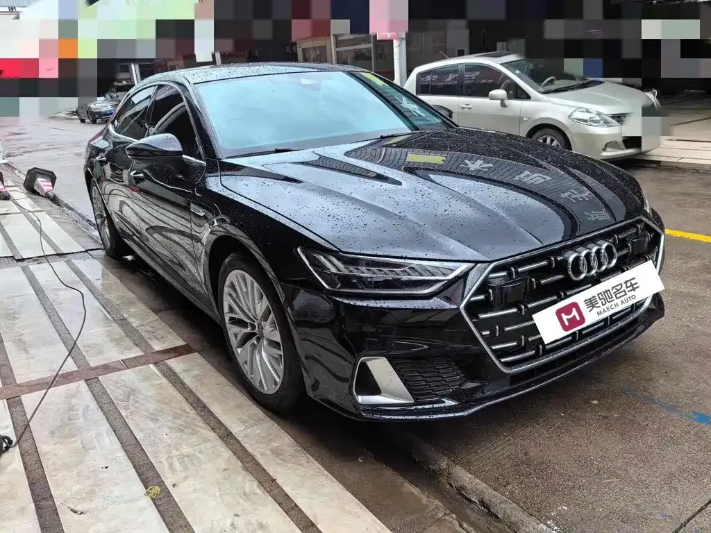 Audi A7L — фото 2