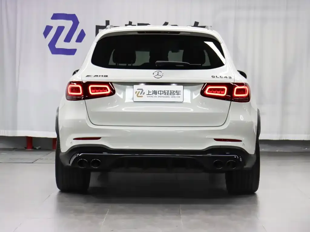 Mercedes-Benz GLC AMG — фото 10