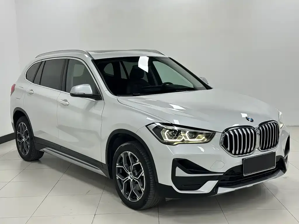 BMW X1 — фото 5