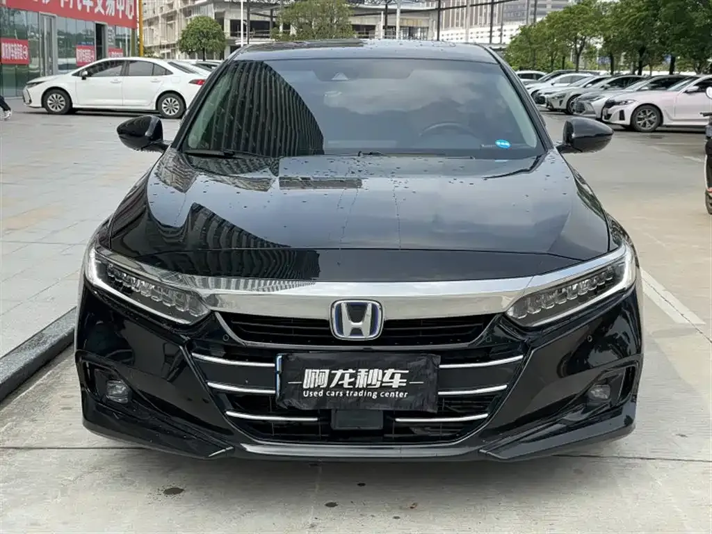 Honda Accord — фото 3