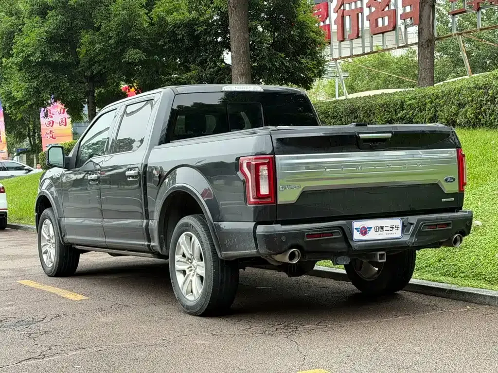 Ford F-150 Raptor — фото 8