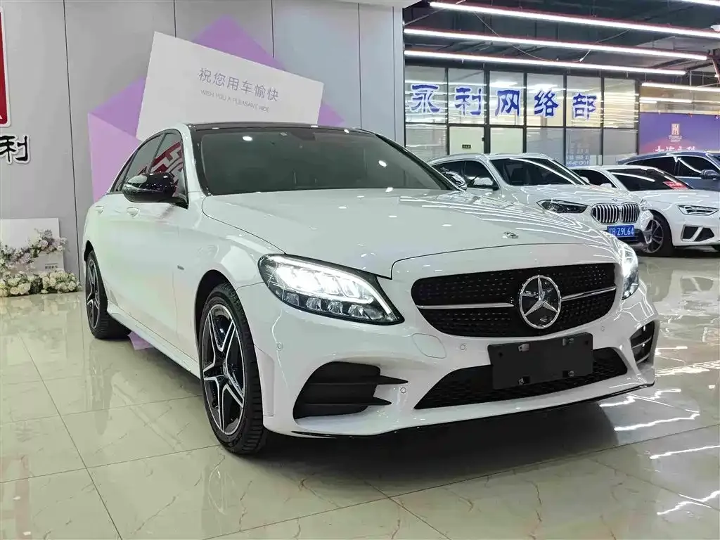 Mercedes-Benz C-Class — фото 10