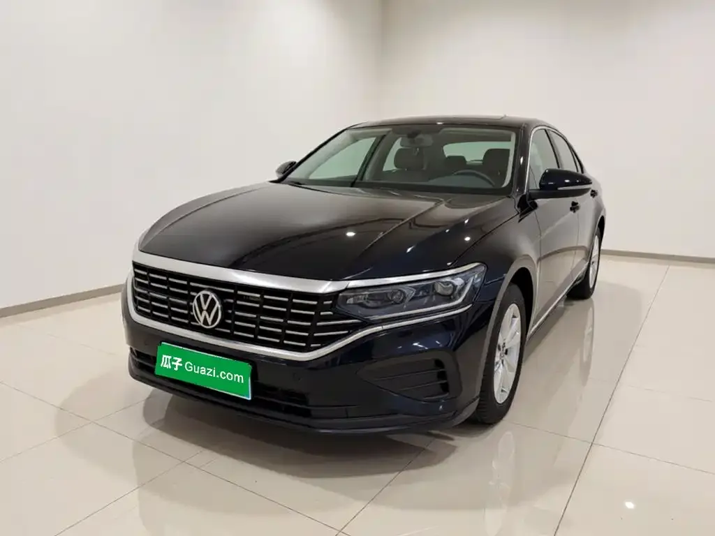 Volkswagen Passat — фото 1