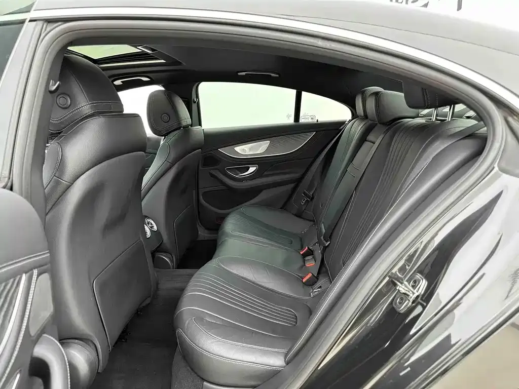 Mercedes-Benz CLS — фото 6
