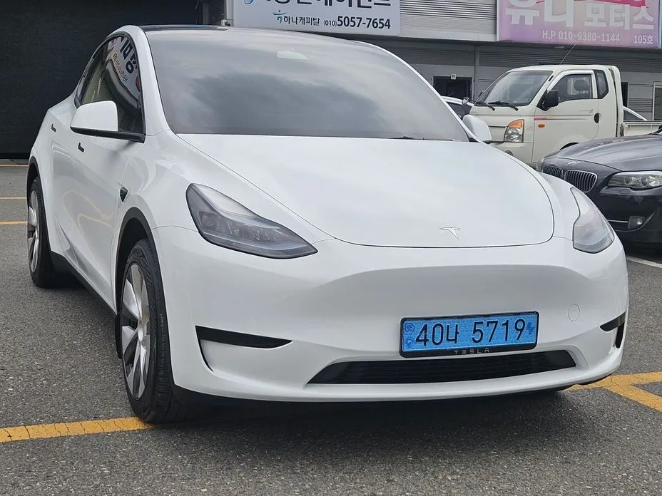 Tesla Model Y — фото 8
