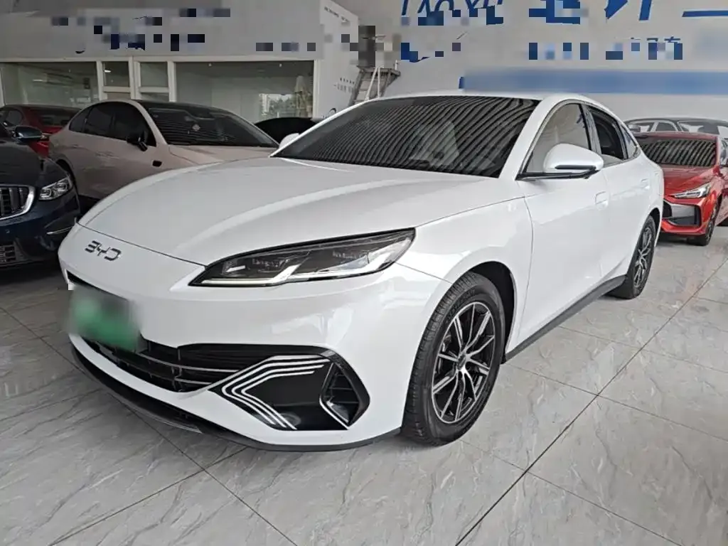 BYD Seal 06 — фото 1
