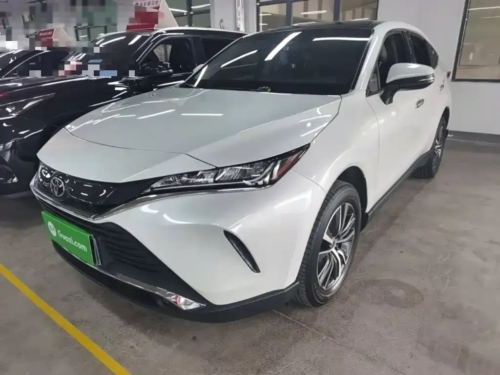 Toyota Harrier — фото 8