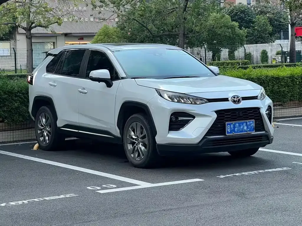 Toyota Wildlander — фото 4