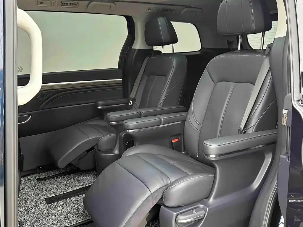 GAC Motor Trumpchi M8 — фото 2