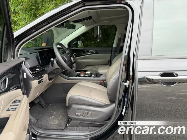 Kia Carnival — фото 9
