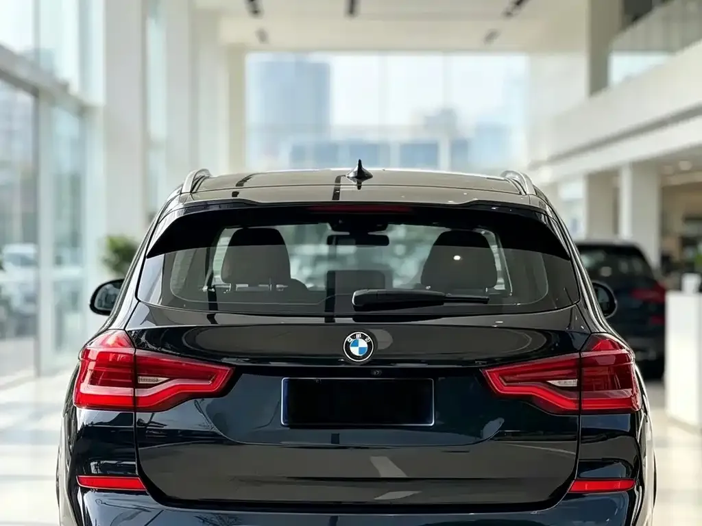 BMW X3 — фото 7
