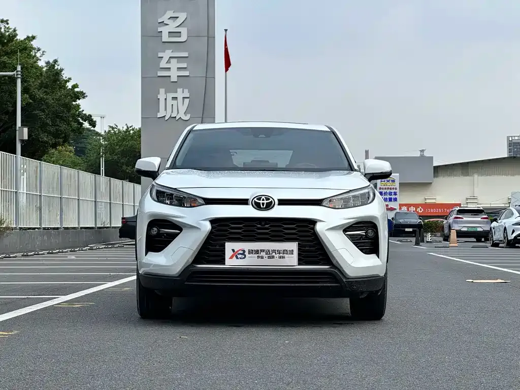 Toyota Wildlander — фото 2