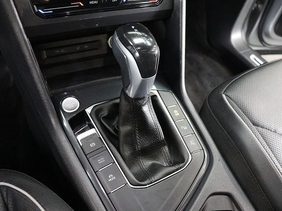 Volkswagen Tiguan — фото 5