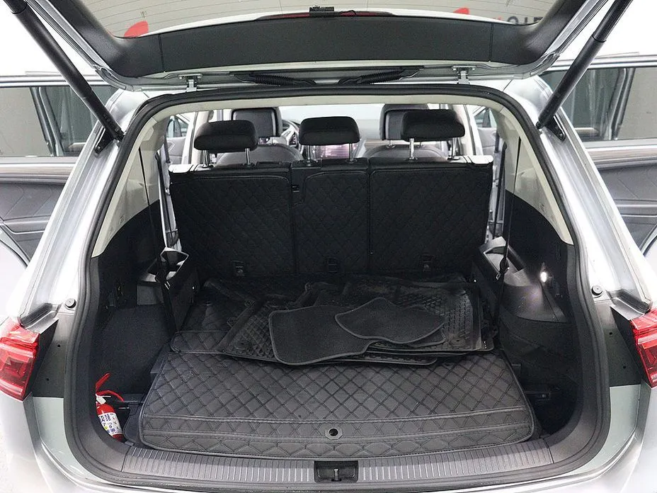 Volkswagen Tiguan — фото 7