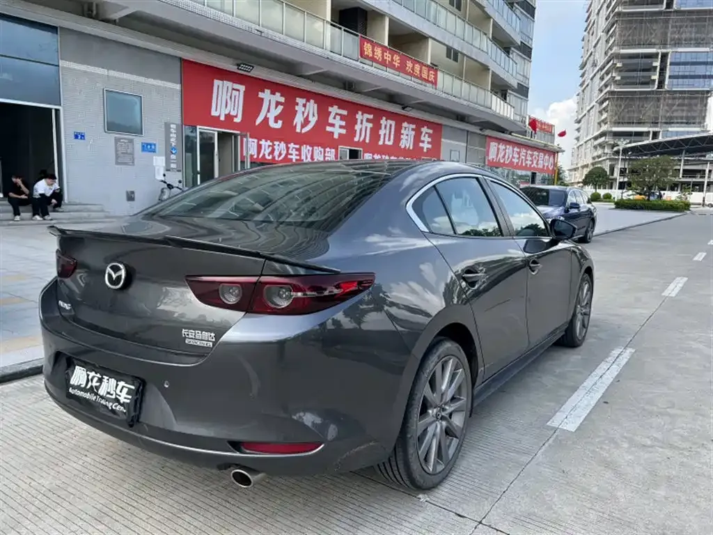 Mazda 3 Axela — фото 9