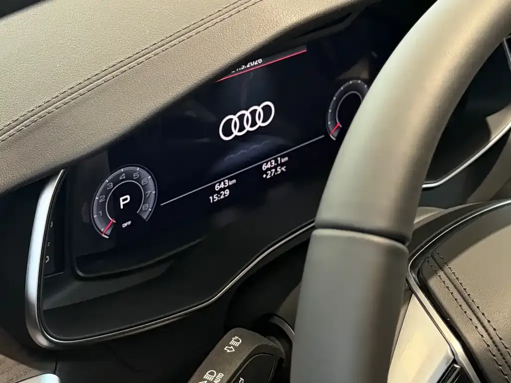 Audi A6L — фото 6