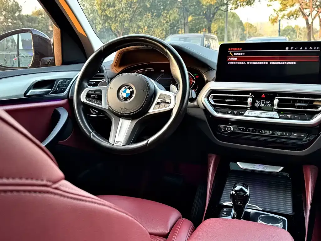 BMW X4 — фото 4