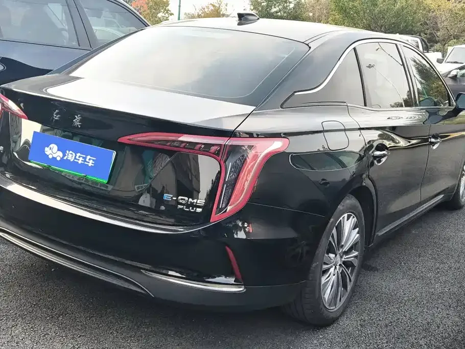 Hongqi E-QM5 — фото 9