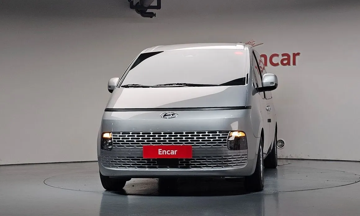 Hyundai Staria — фото 3