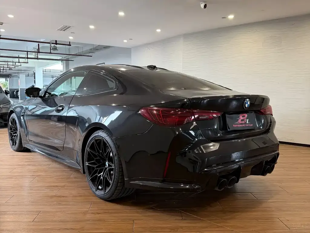 BMW M4 — фото 2