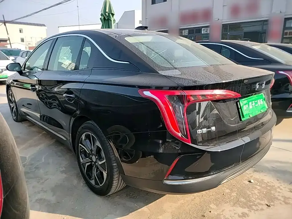 Hongqi E-QM5 — фото 6