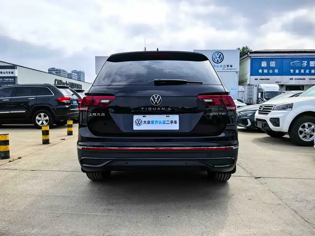 Volkswagen Tiguan L — фото 8