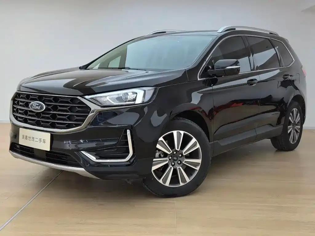 Ford Edge — фото 1