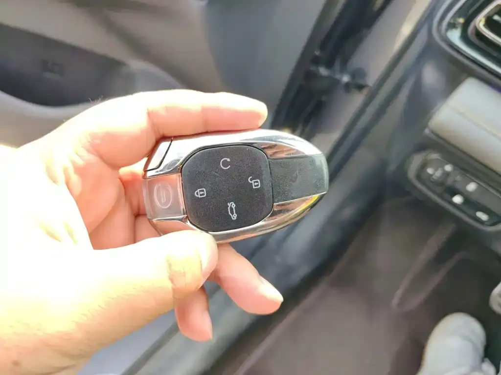 GAC Motor Shadow Leopard — фото 2