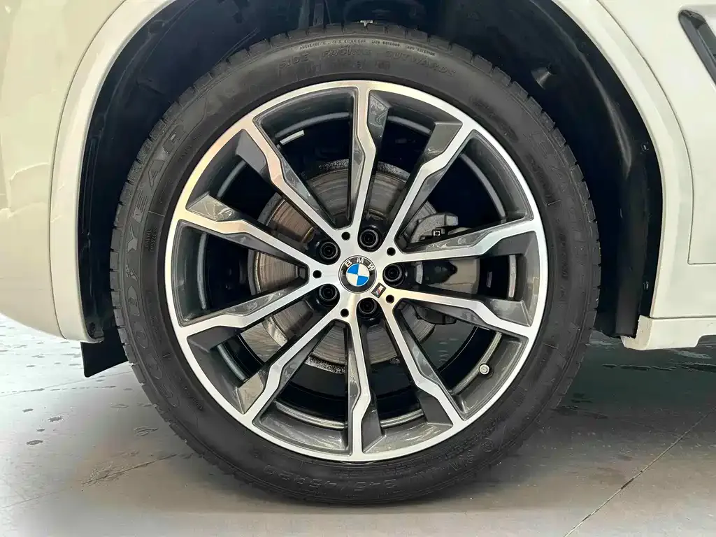 BMW X3 — фото 6