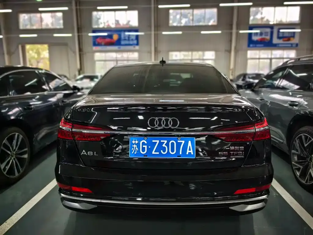 Audi A6L — фото 8