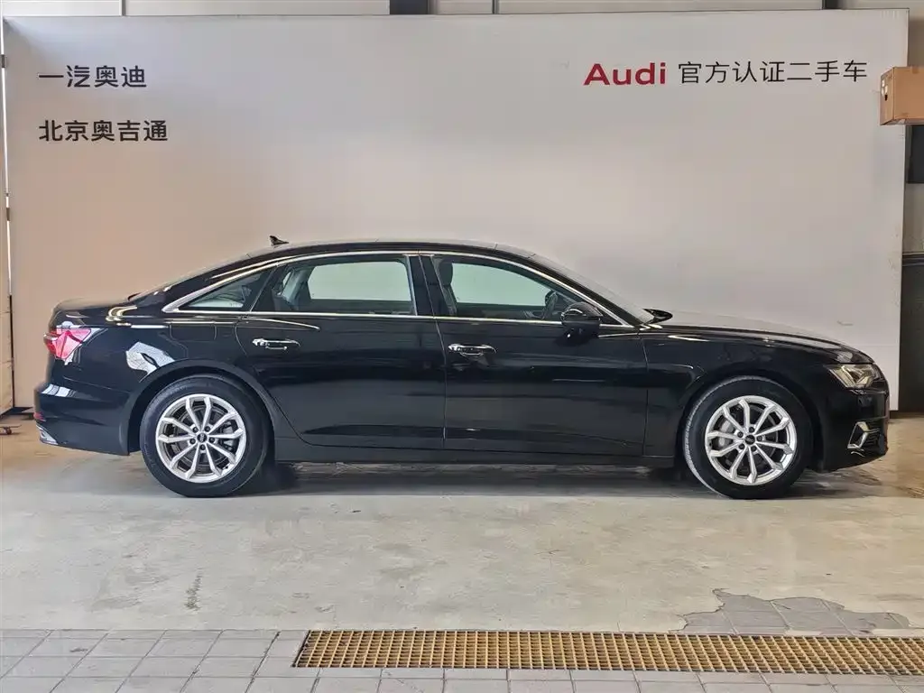 Audi A6L — фото 4