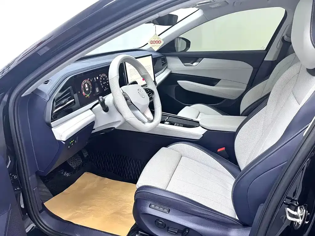 Volkswagen Passat — фото 5