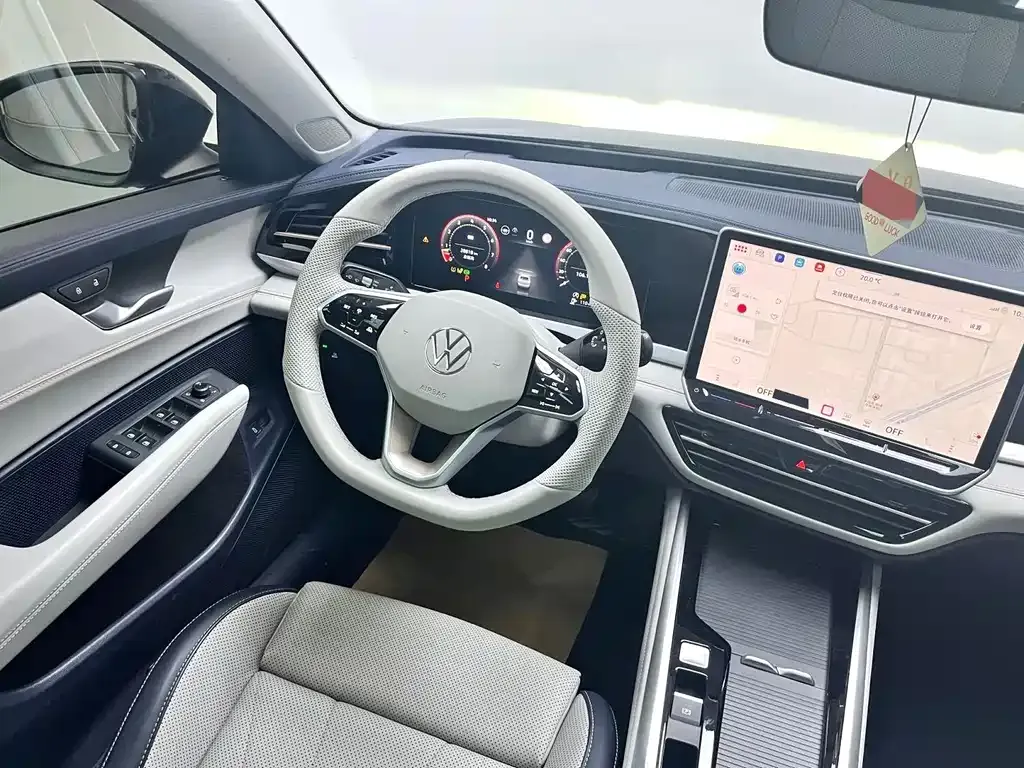 Volkswagen Passat — фото 7