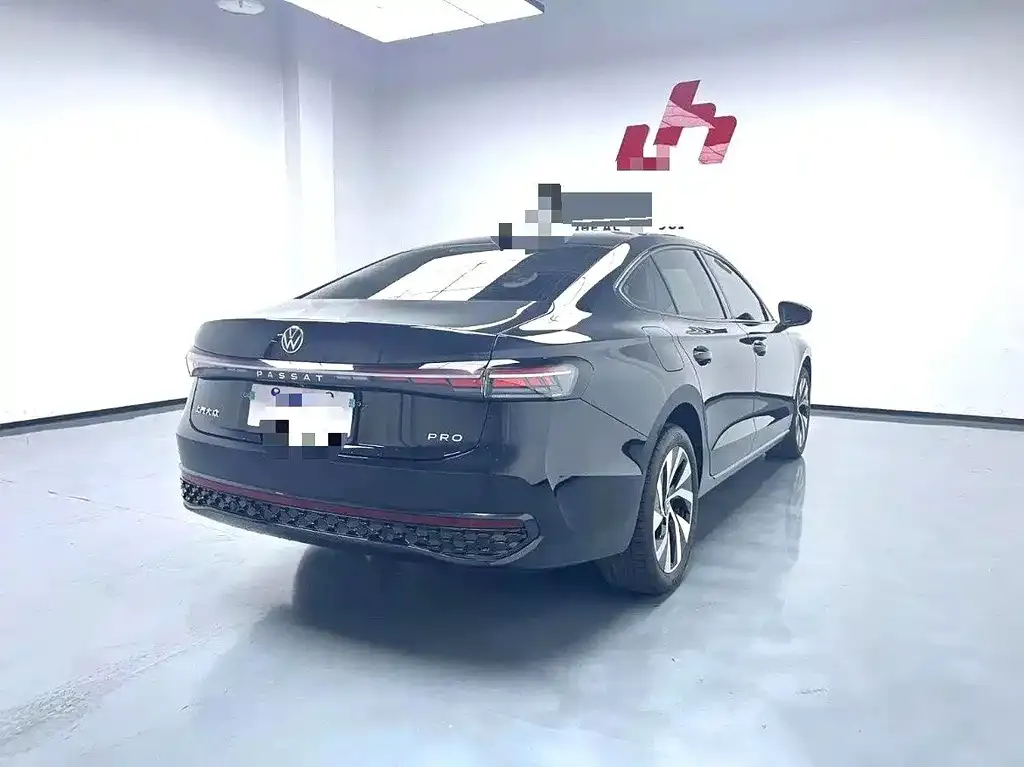 Volkswagen Passat — фото 4