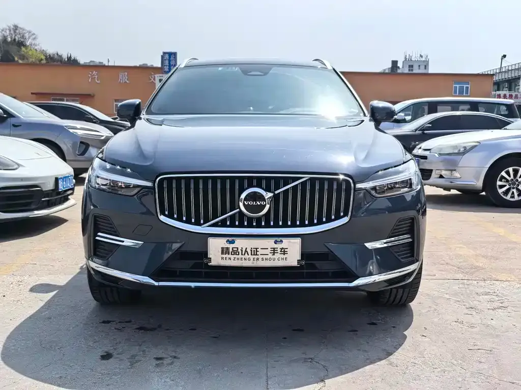 Volvo XC60 — фото 2