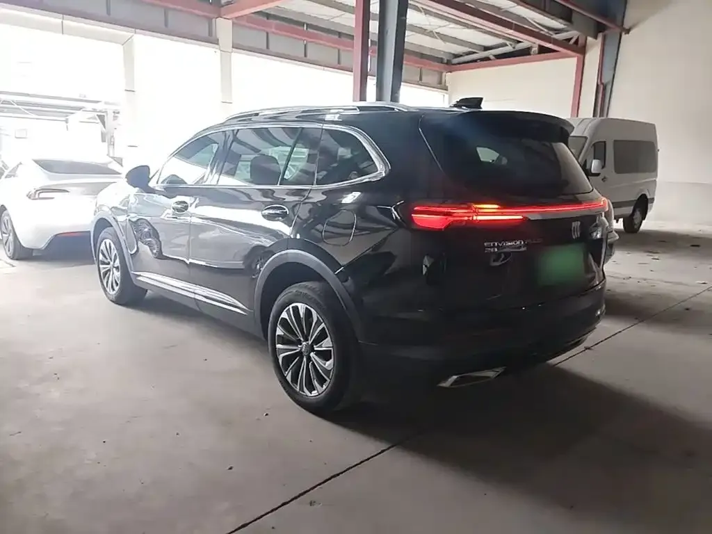 Buick Envision Plus — фото 8